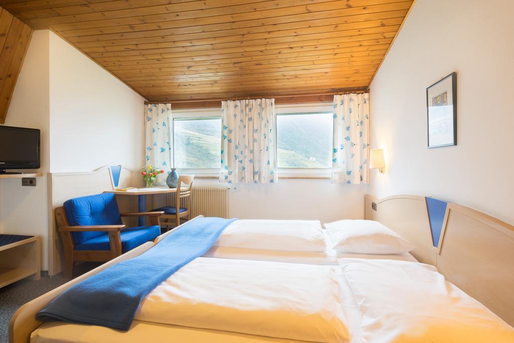 Hotel Rentschnerhof Больцано Номер фото