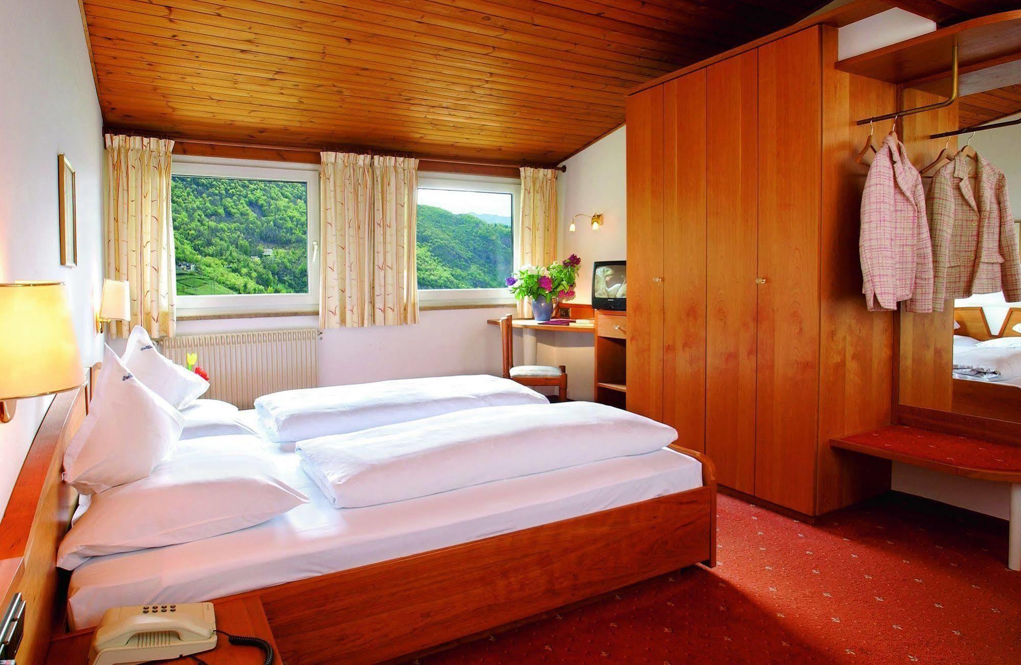 Hotel Rentschnerhof Больцано Екстер'єр фото