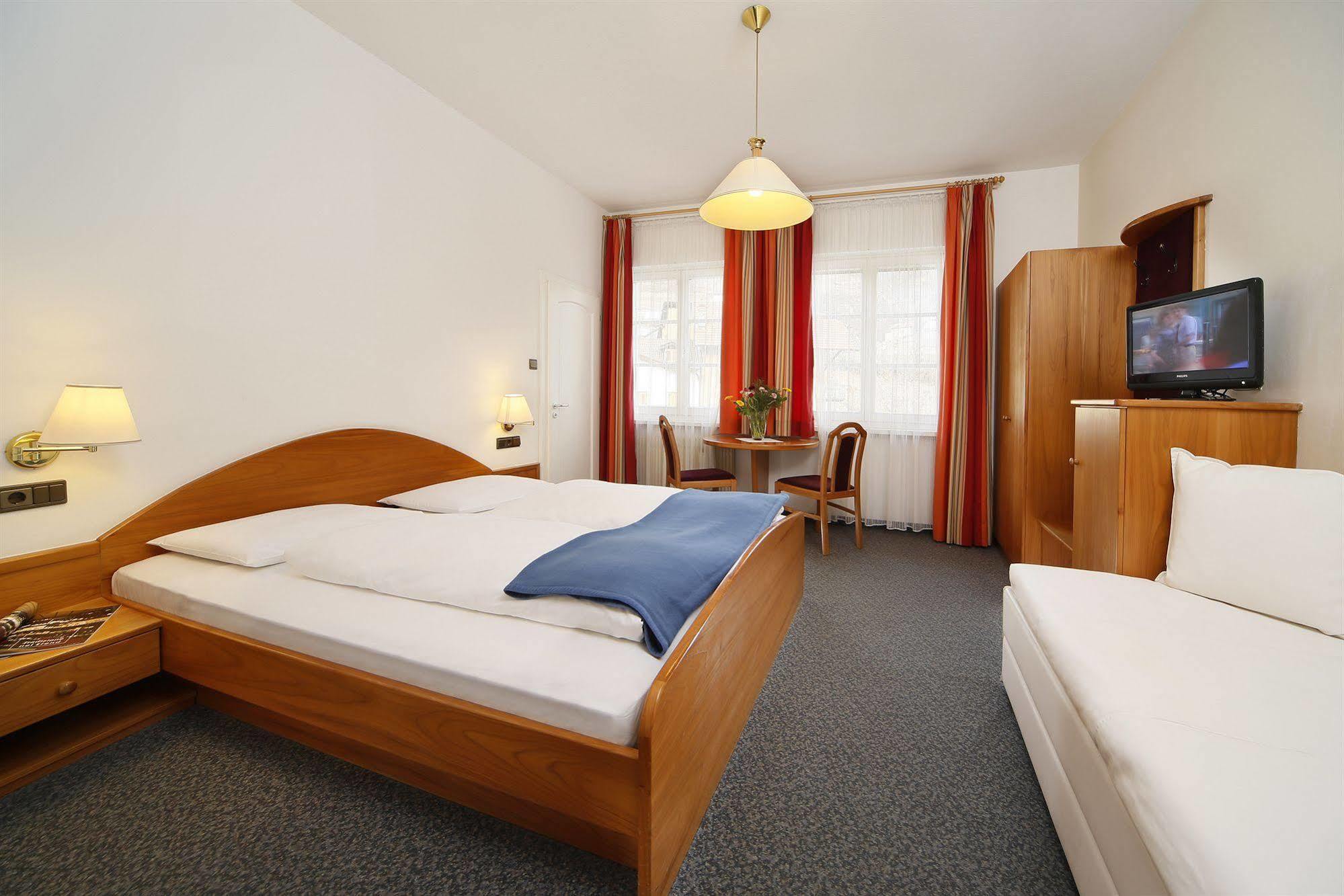 Hotel Rentschnerhof Больцано Екстер'єр фото